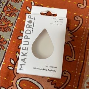 Make Up Drop